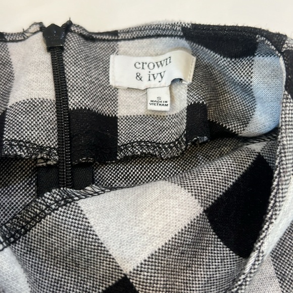 Crown and ivy small top - Picture 2 of 2